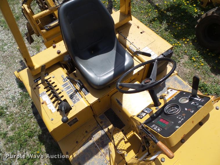 image for item CB9985 2003 Vermeer V5750 trencher