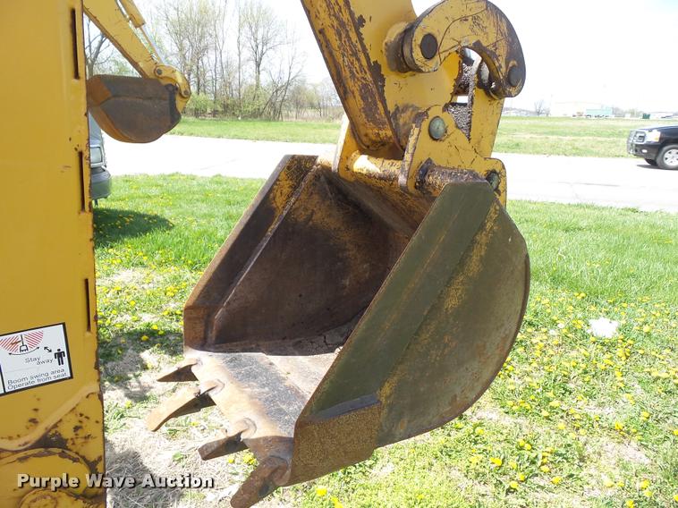 image for item CB9985 2003 Vermeer V5750 trencher