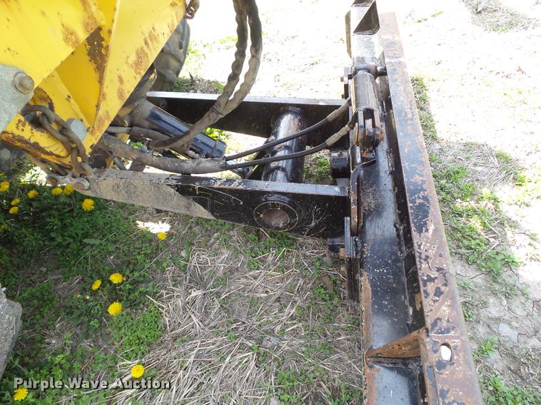 image for item CB9985 2003 Vermeer V5750 trencher