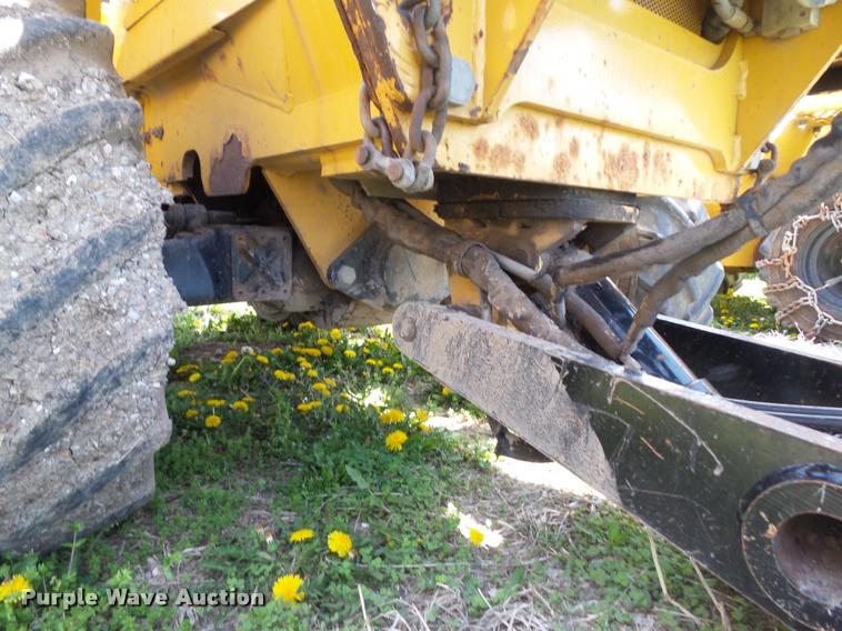 image for item CB9985 2003 Vermeer V5750 trencher