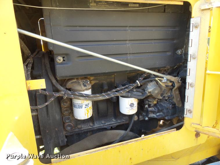 image for item CB9985 2003 Vermeer V5750 trencher