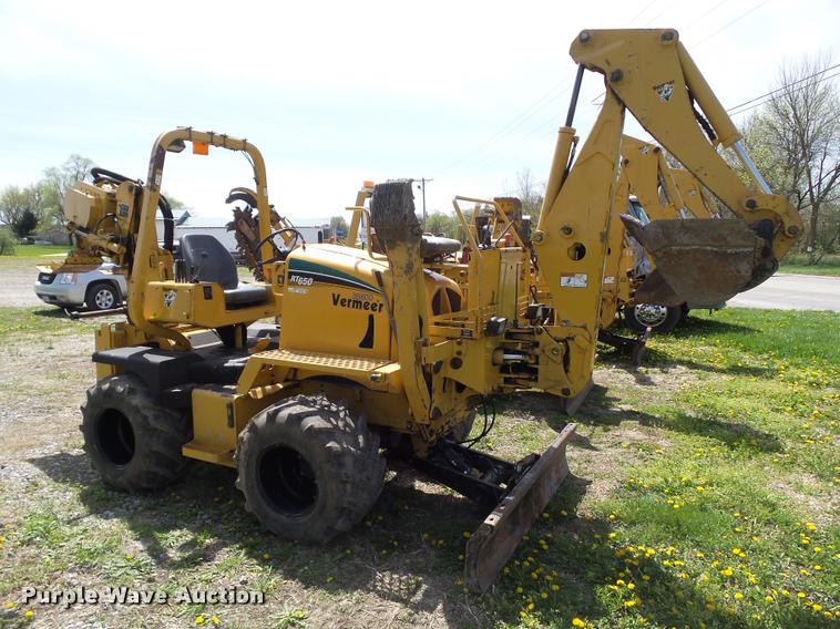 image for item CB9986 2006 Vermeer RT650 vibratory plow