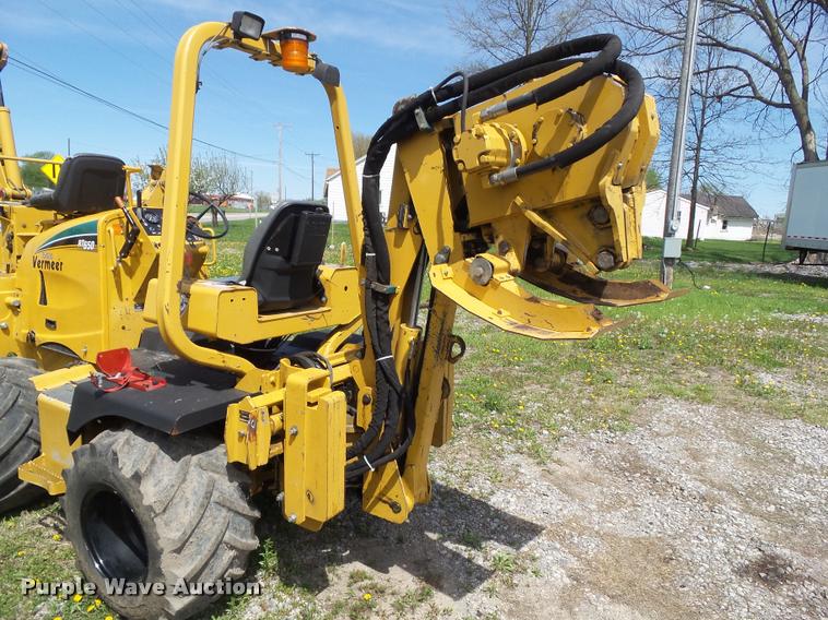 image for item CB9986 2006 Vermeer RT650 vibratory plow