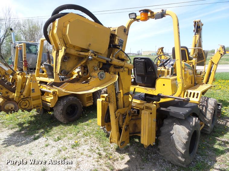 image for item CB9986 2006 Vermeer RT650 vibratory plow