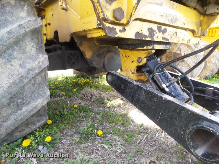image for item CB9986 2006 Vermeer RT650 vibratory plow