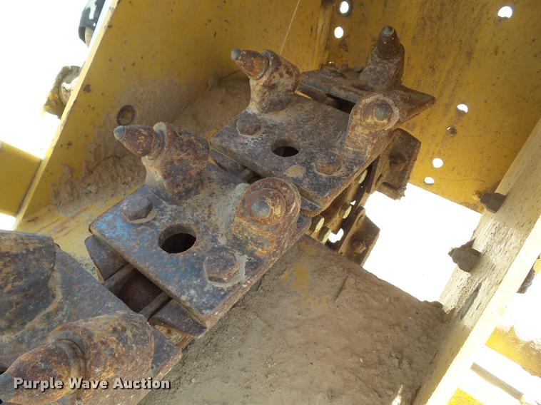 image for item CB9987 2006 Vermeer TR650 trencher attachment