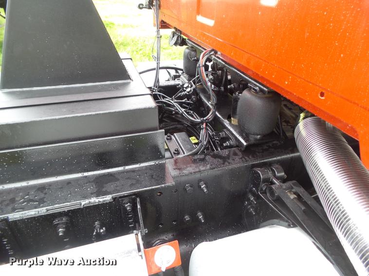 image for item CB9990 2007 Sterling LT9500 dump truck