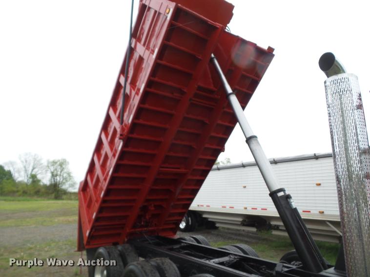 image for item CB9990 2007 Sterling LT9500 dump truck