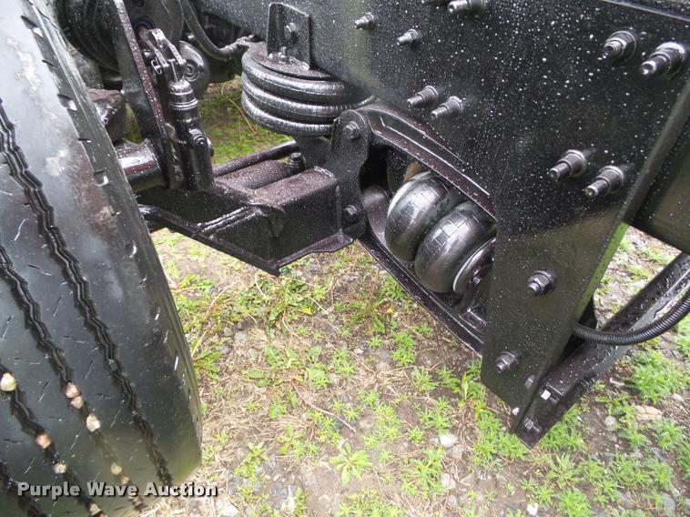 image for item CB9990 2007 Sterling LT9500 dump truck