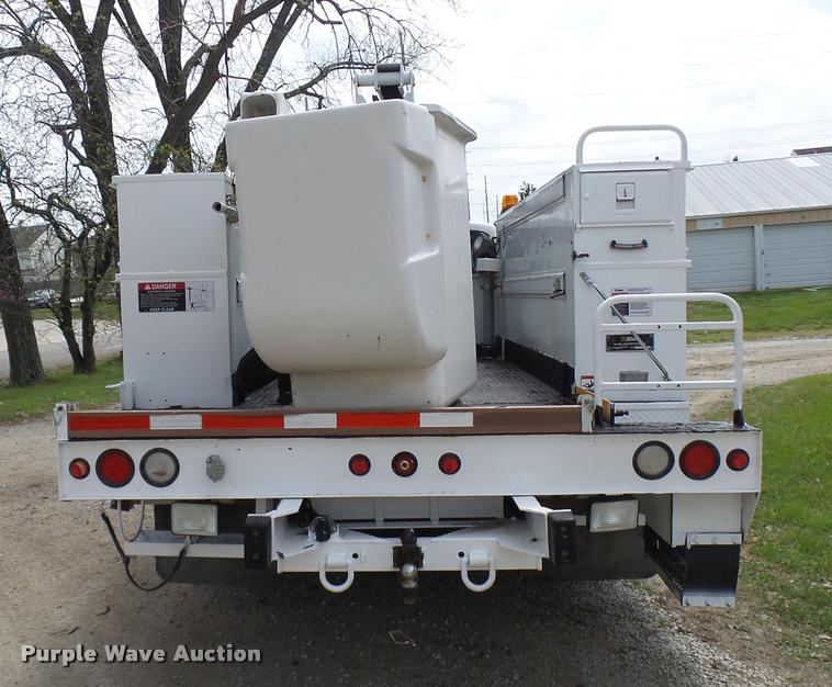 image for item CC9134 2007 Ford F550 Super Duty XL bucket truck