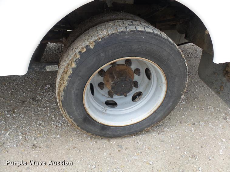 image for item CC9134 2007 Ford F550 Super Duty XL bucket truck