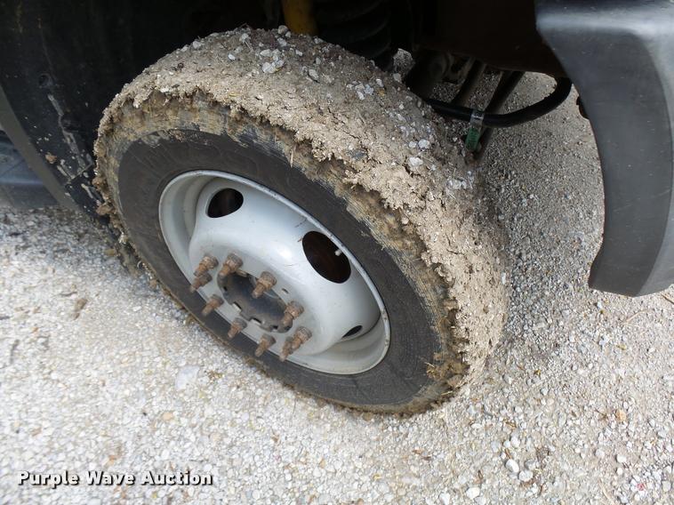 image for item CC9134 2007 Ford F550 Super Duty XL bucket truck