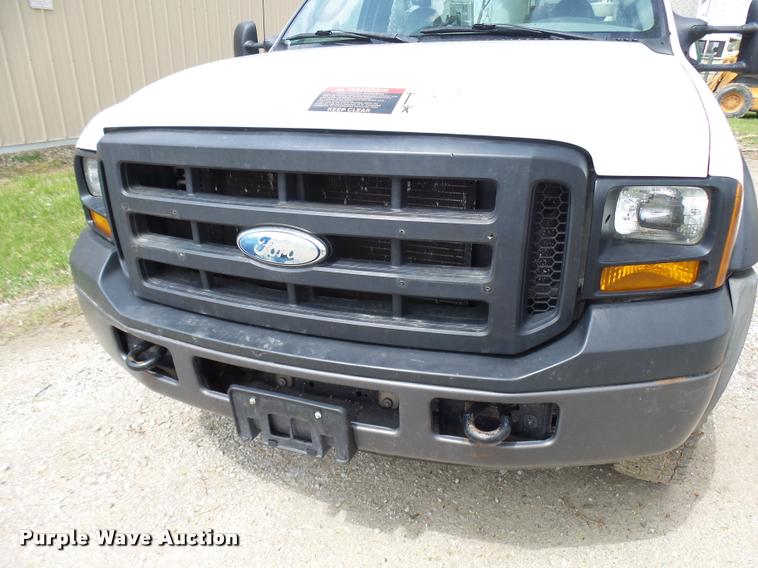 image for item CC9134 2007 Ford F550 Super Duty XL bucket truck