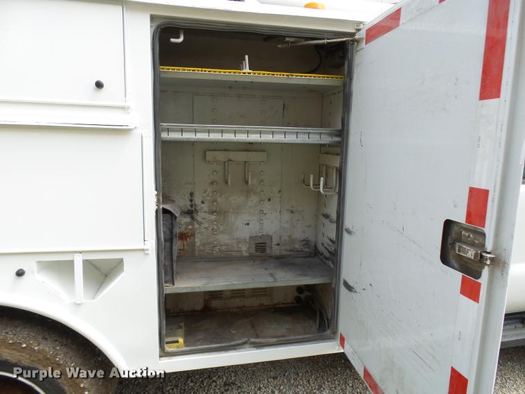 image for item CC9134 2007 Ford F550 Super Duty XL bucket truck