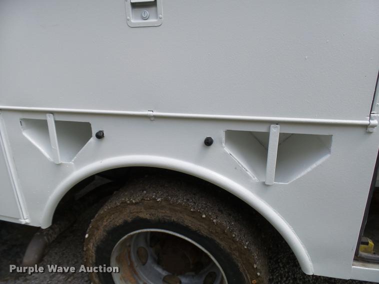 image for item CC9134 2007 Ford F550 Super Duty XL bucket truck