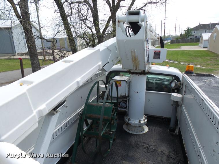 image for item CC9134 2007 Ford F550 Super Duty XL bucket truck