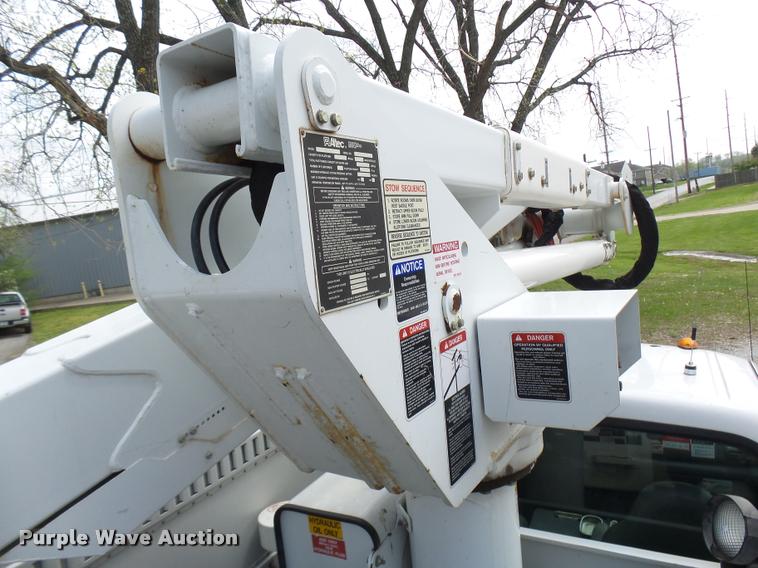 image for item CC9134 2007 Ford F550 Super Duty XL bucket truck