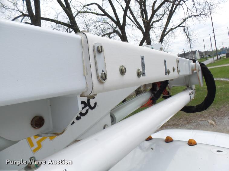 image for item CC9134 2007 Ford F550 Super Duty XL bucket truck