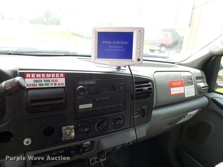 image for item CC9134 2007 Ford F550 Super Duty XL bucket truck