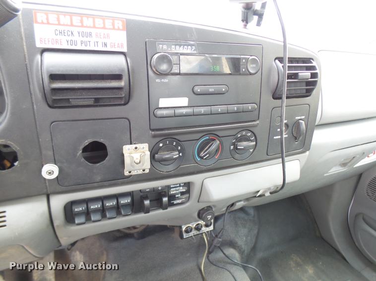 image for item CC9134 2007 Ford F550 Super Duty XL bucket truck