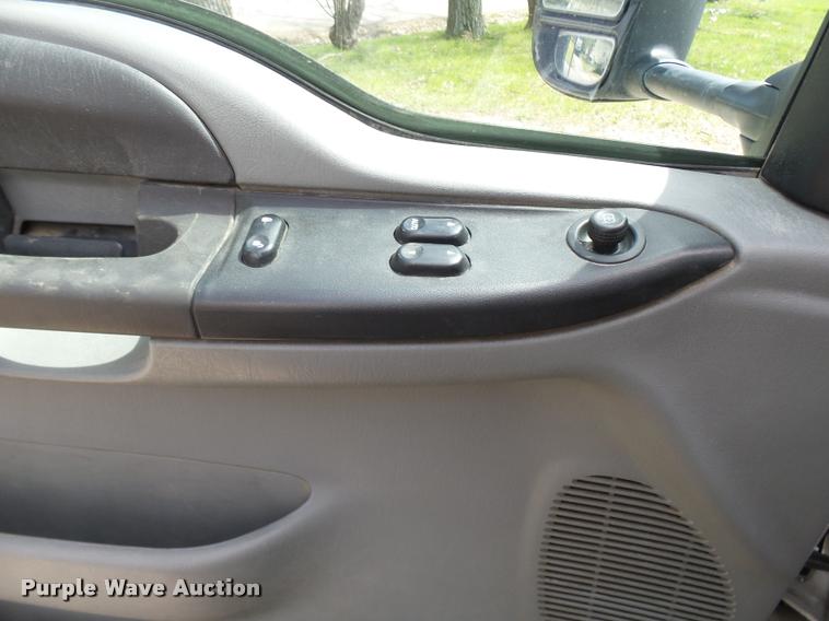 image for item CC9134 2007 Ford F550 Super Duty XL bucket truck