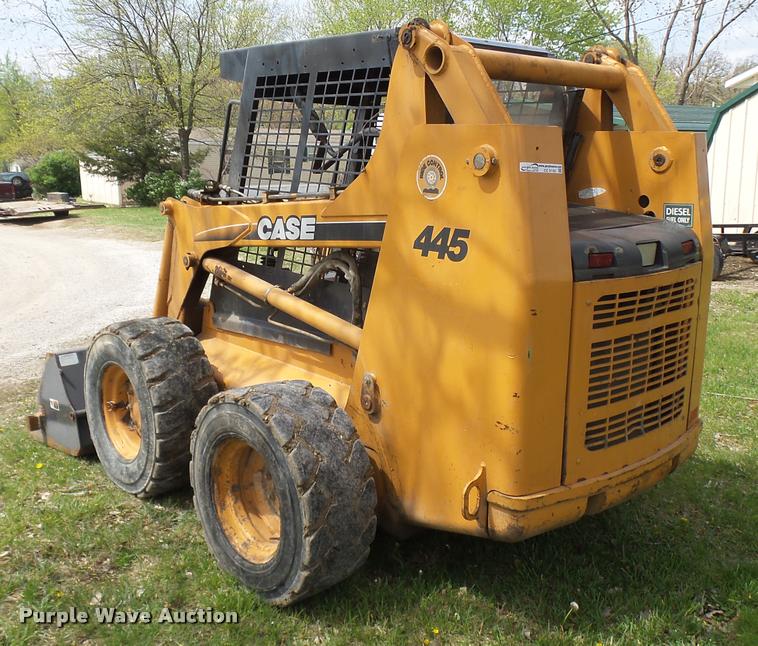 image for item CC9135 2005 Case 445 skid steer