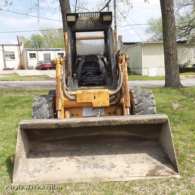 image for item CC9135 2005 Case 445 skid steer