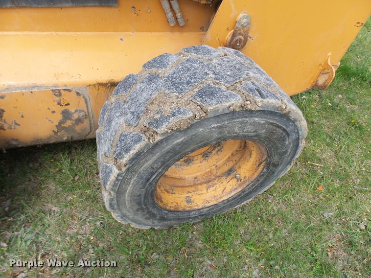 image for item CC9135 2005 Case 445 skid steer