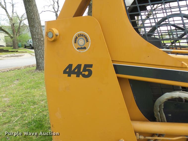 image for item CC9135 2005 Case 445 skid steer