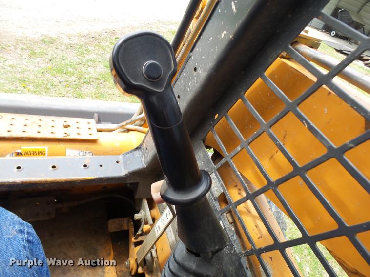 image for item CC9135 2005 Case 445 skid steer