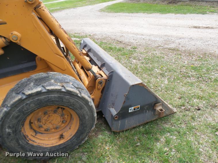 image for item CC9135 2005 Case 445 skid steer