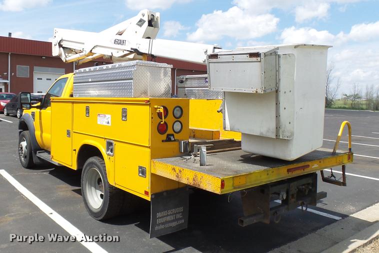 image for item CC9147 2008 Ford F550 Super Duty bucket truck