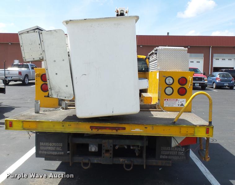image for item CC9147 2008 Ford F550 Super Duty bucket truck