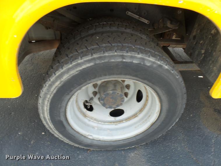 image for item CC9147 2008 Ford F550 Super Duty bucket truck