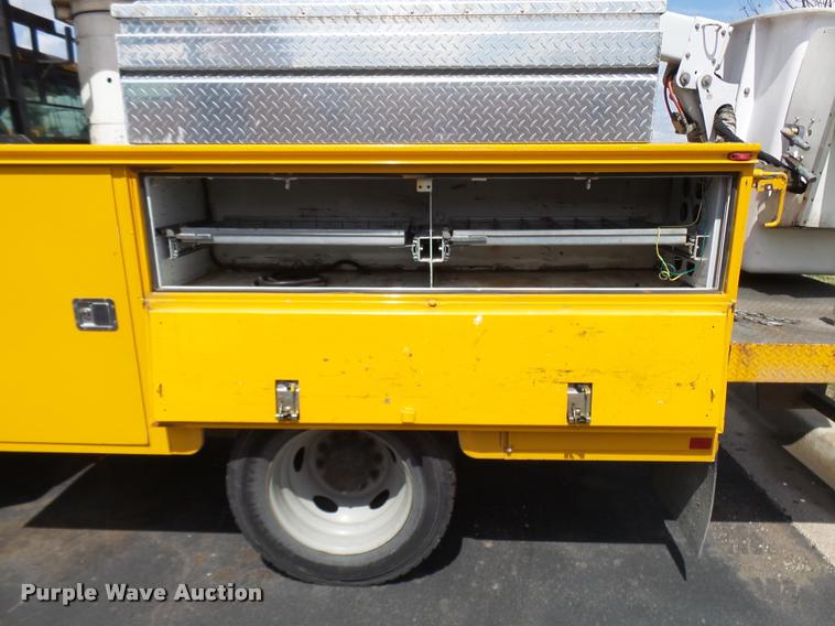 image for item CC9147 2008 Ford F550 Super Duty bucket truck