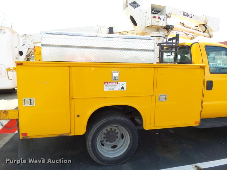 image for item CC9147 2008 Ford F550 Super Duty bucket truck