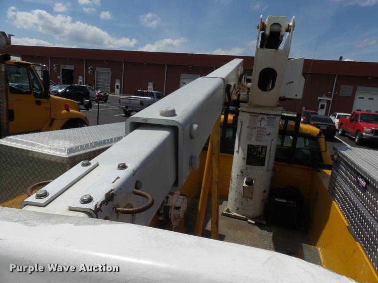 image for item CC9147 2008 Ford F550 Super Duty bucket truck