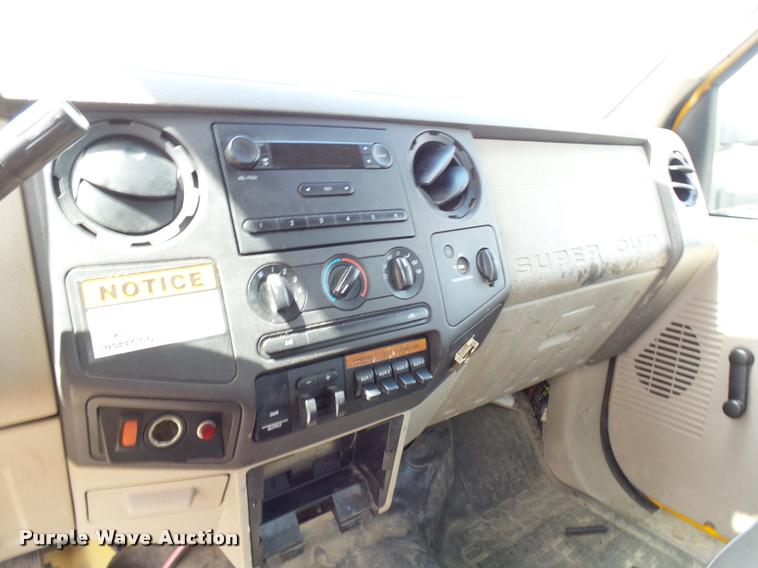 image for item CC9147 2008 Ford F550 Super Duty bucket truck