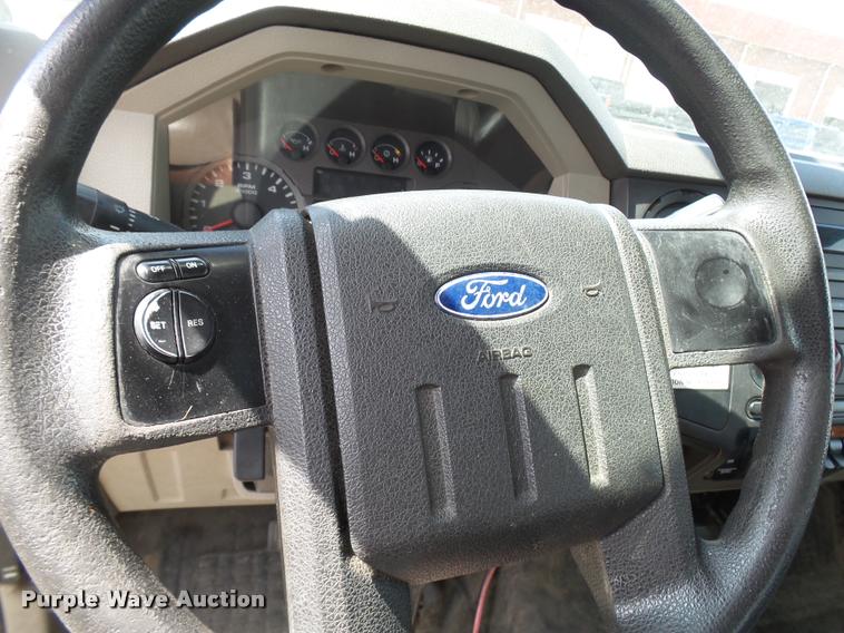 image for item CC9147 2008 Ford F550 Super Duty bucket truck