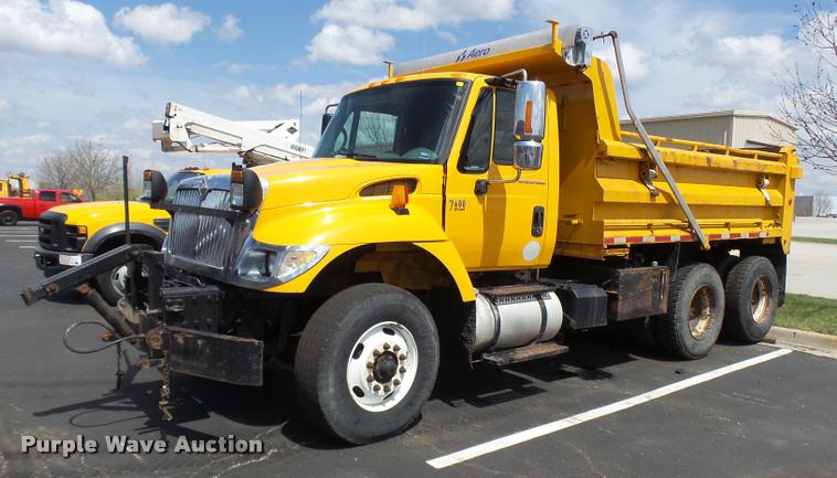 image for item CC9148 2006 International 7400 dump truck