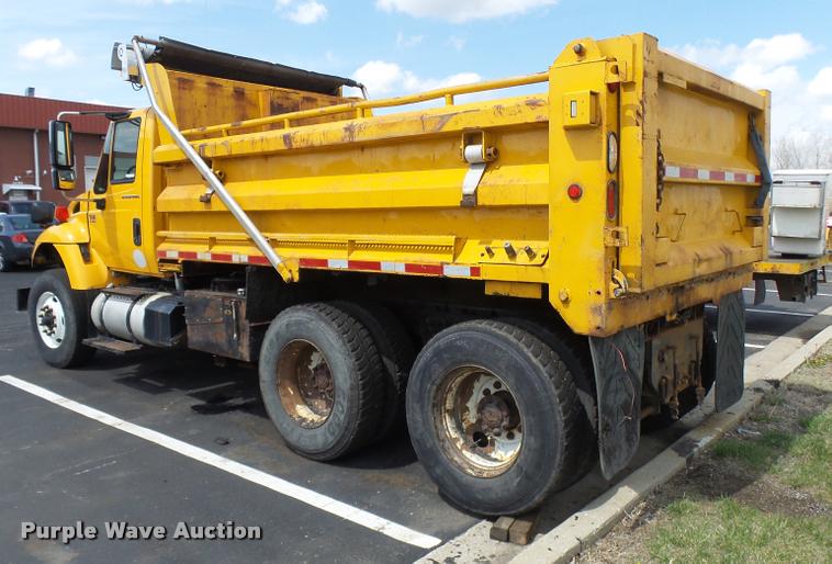 image for item CC9148 2006 International 7400 dump truck
