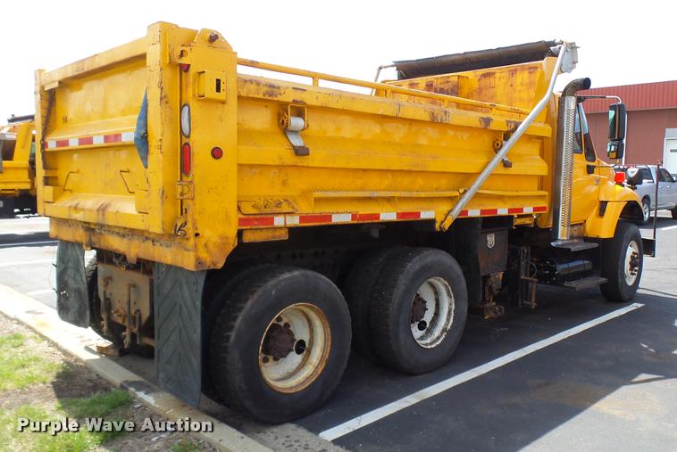 image for item CC9148 2006 International 7400 dump truck