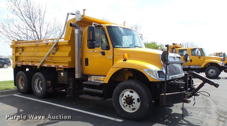 image for item CC9148 2006 International 7400 dump truck
