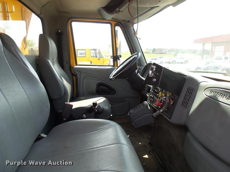 image for item CC9148 2006 International 7400 dump truck