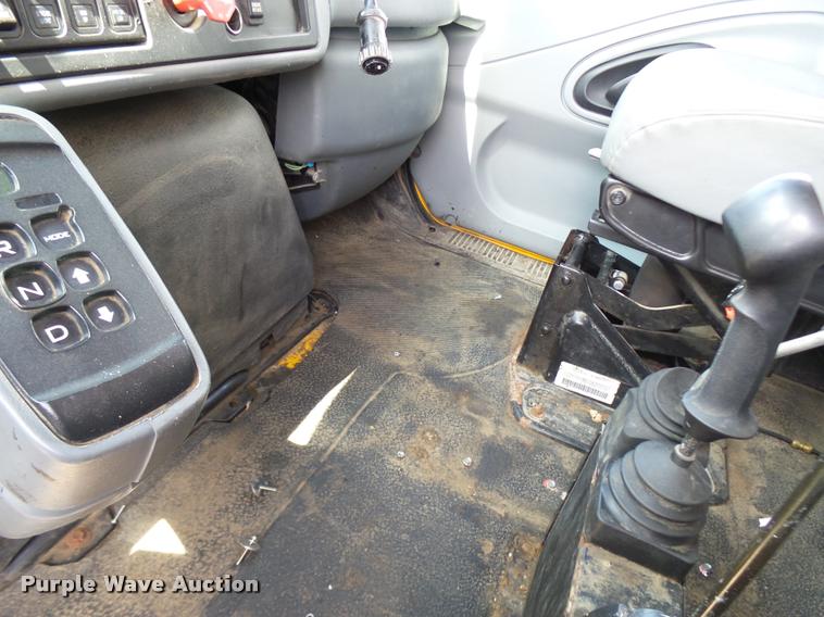 image for item CC9148 2006 International 7400 dump truck