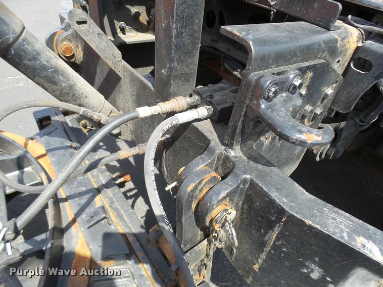 image for item CC9149 2004 International 7400 Crew Cab dump truck