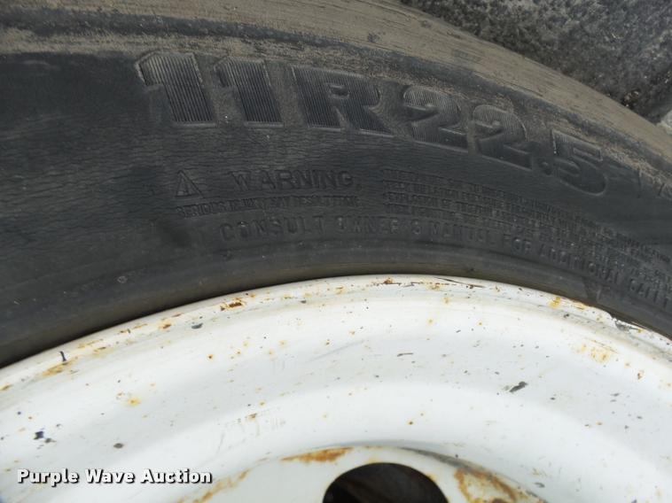 image for item CC9149 2004 International 7400 Crew Cab dump truck