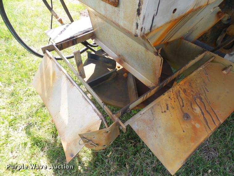 image for item CC9149 2004 International 7400 Crew Cab dump truck