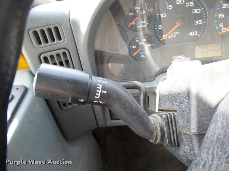 image for item CC9149 2004 International 7400 Crew Cab dump truck