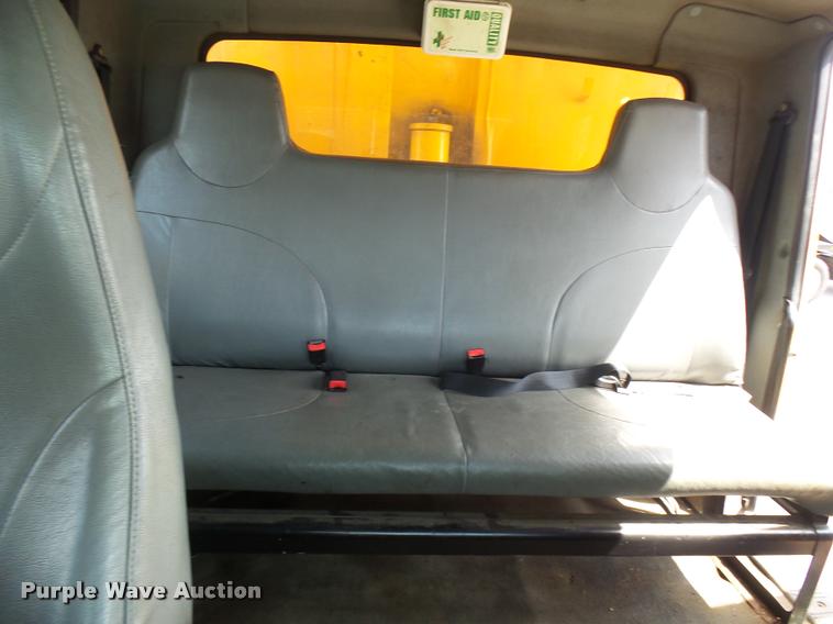 image for item CC9149 2004 International 7400 Crew Cab dump truck